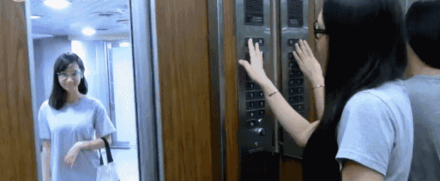 1765359961263391.gif